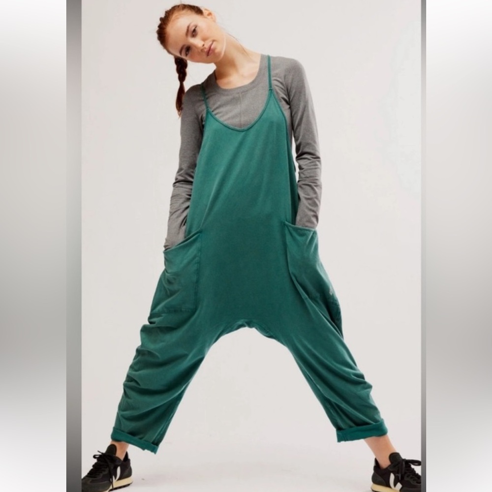FREE PEOPLE ONESIE HOT SHOT